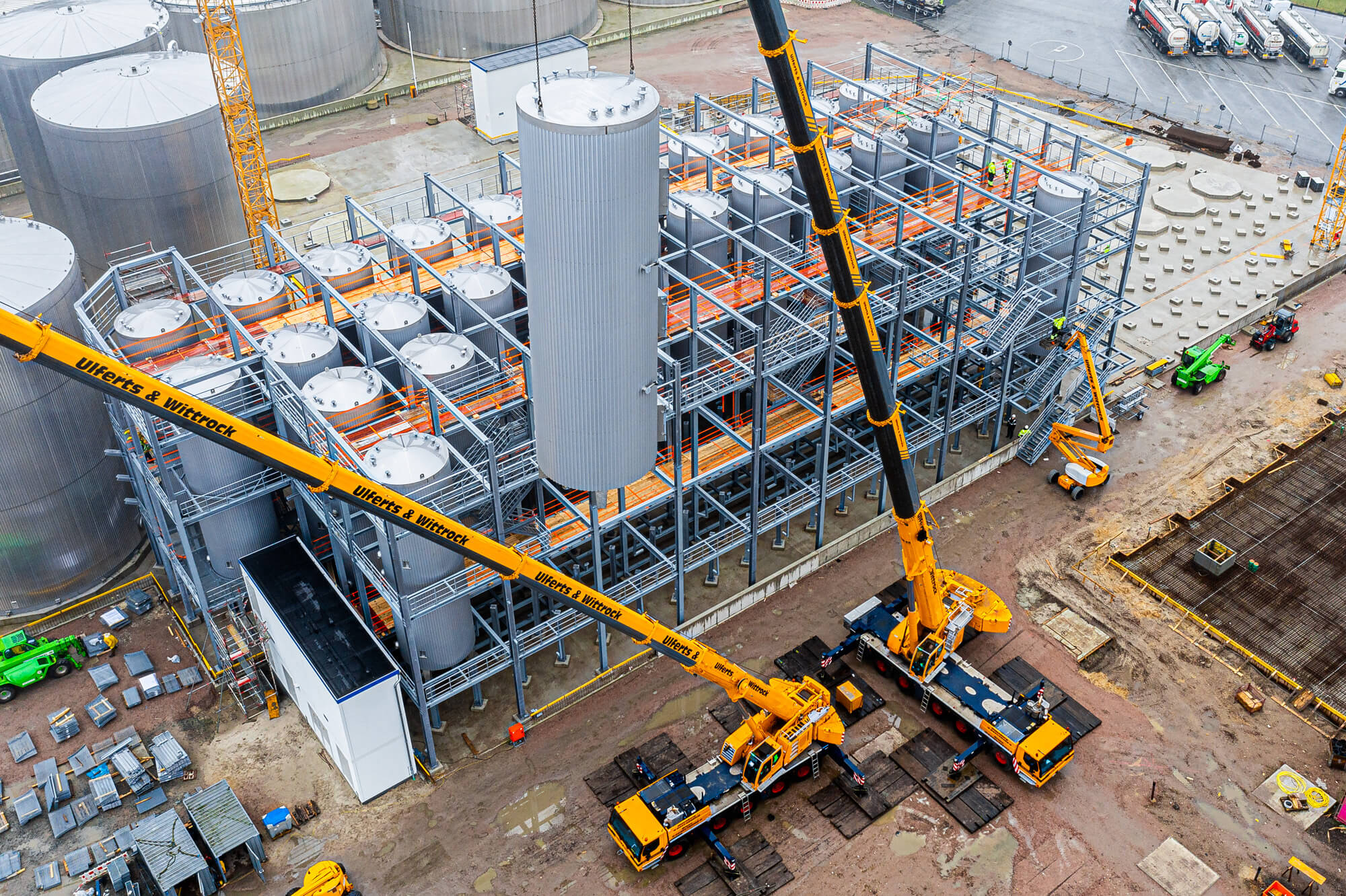 Your oil tanks built in our factory or on location