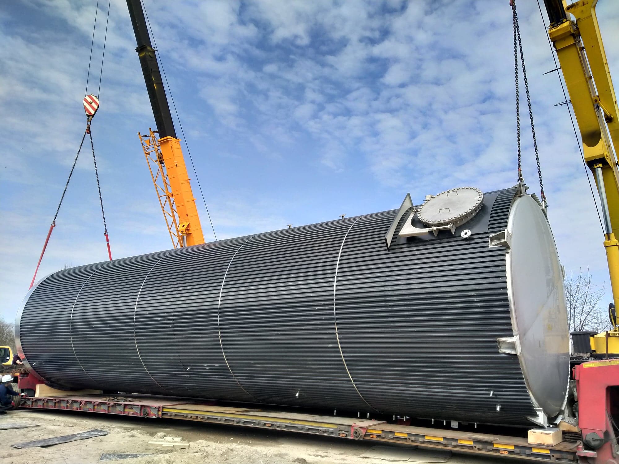 4 storage tanks for the biogas industry