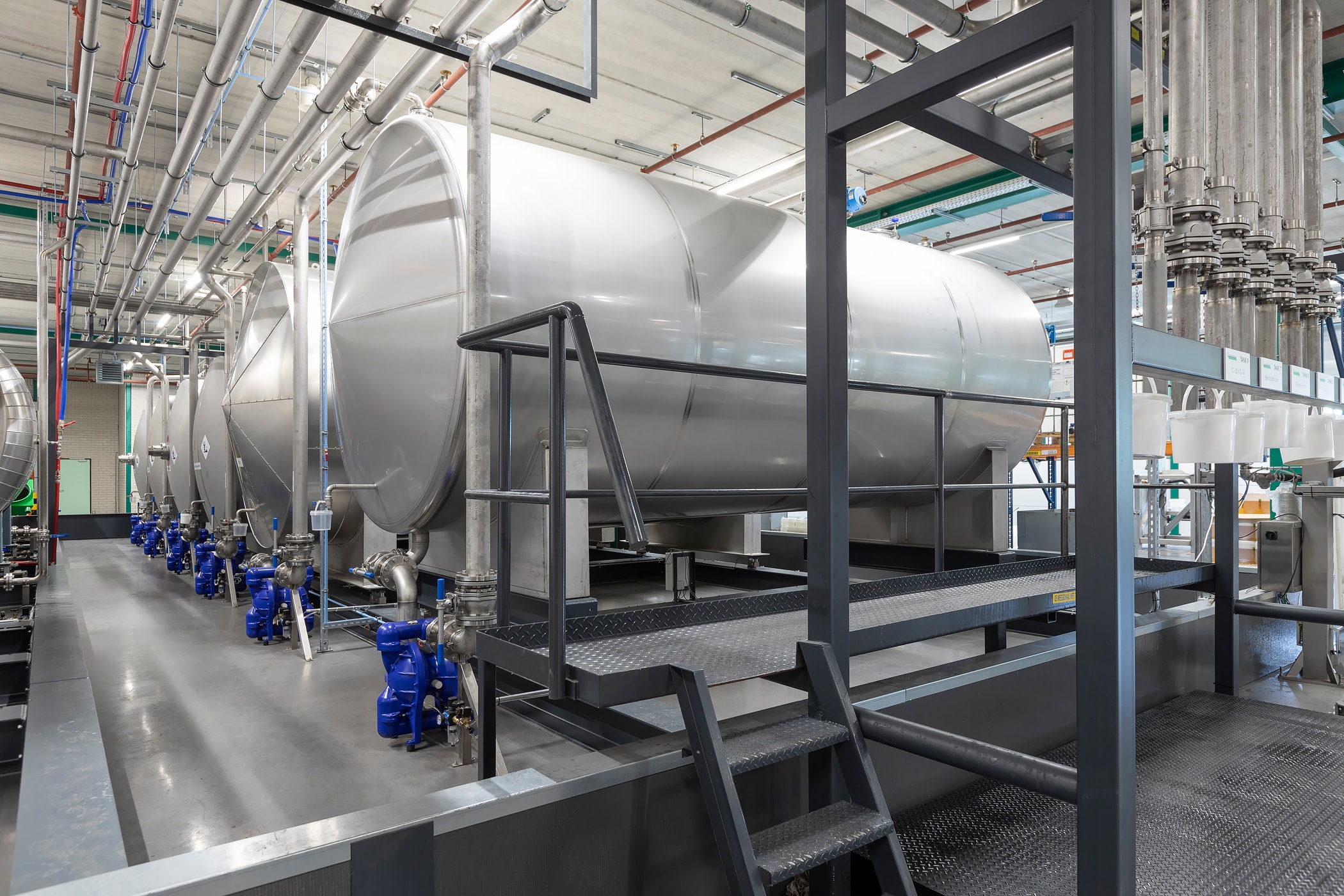 Gpi liefert einen neuen horizontalen Prozesstank von 35 m³ an Quartzline