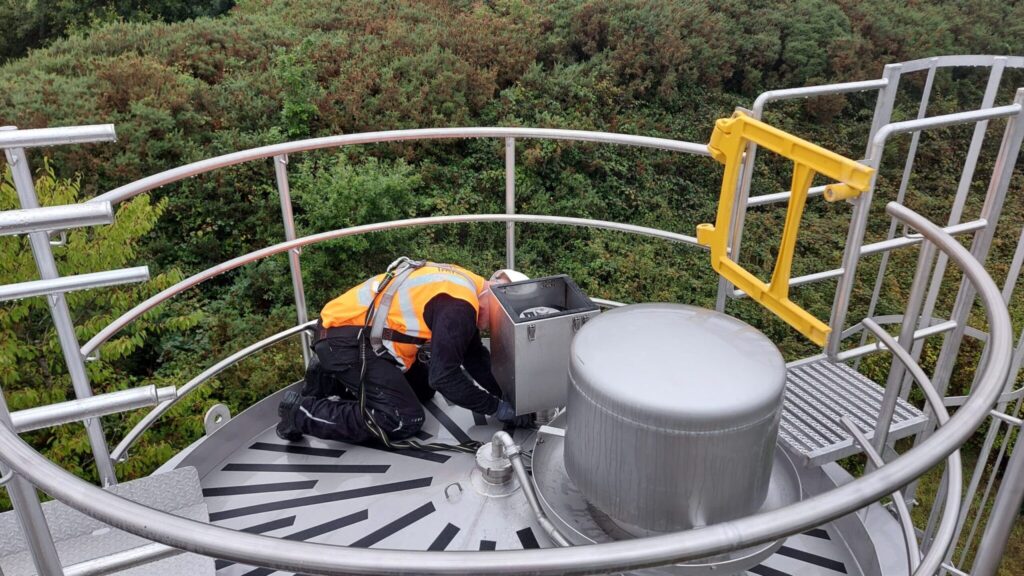Three 60m3 stainless steel cream tanks for Sycamore Process Engineering
