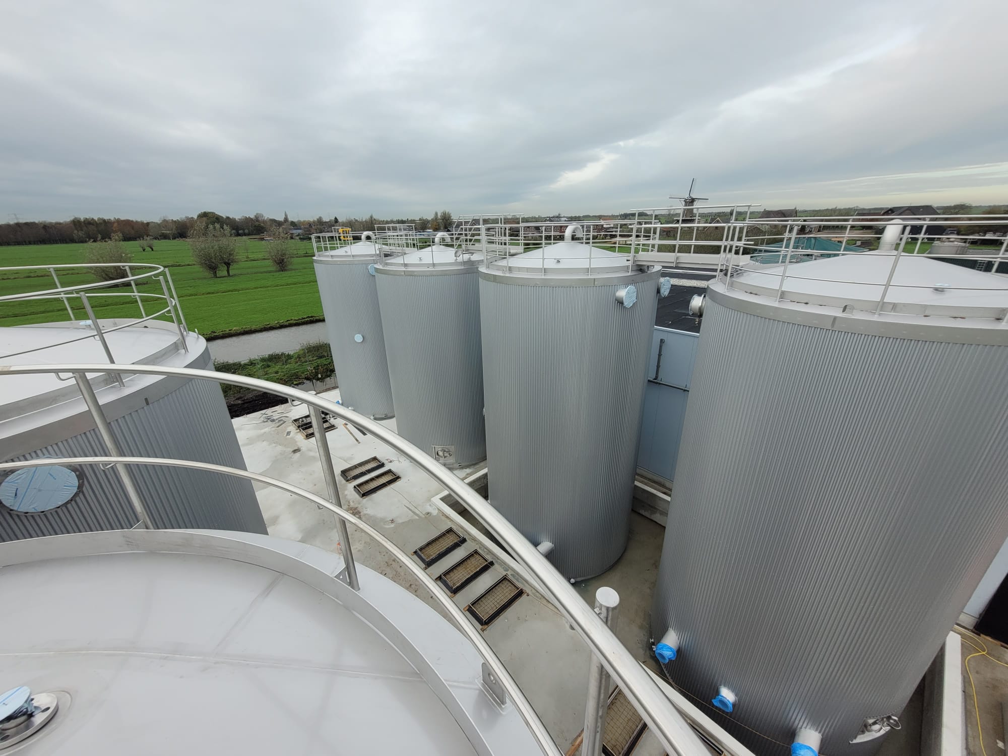 Storage Tanks: Functions, Types and Practical Applications