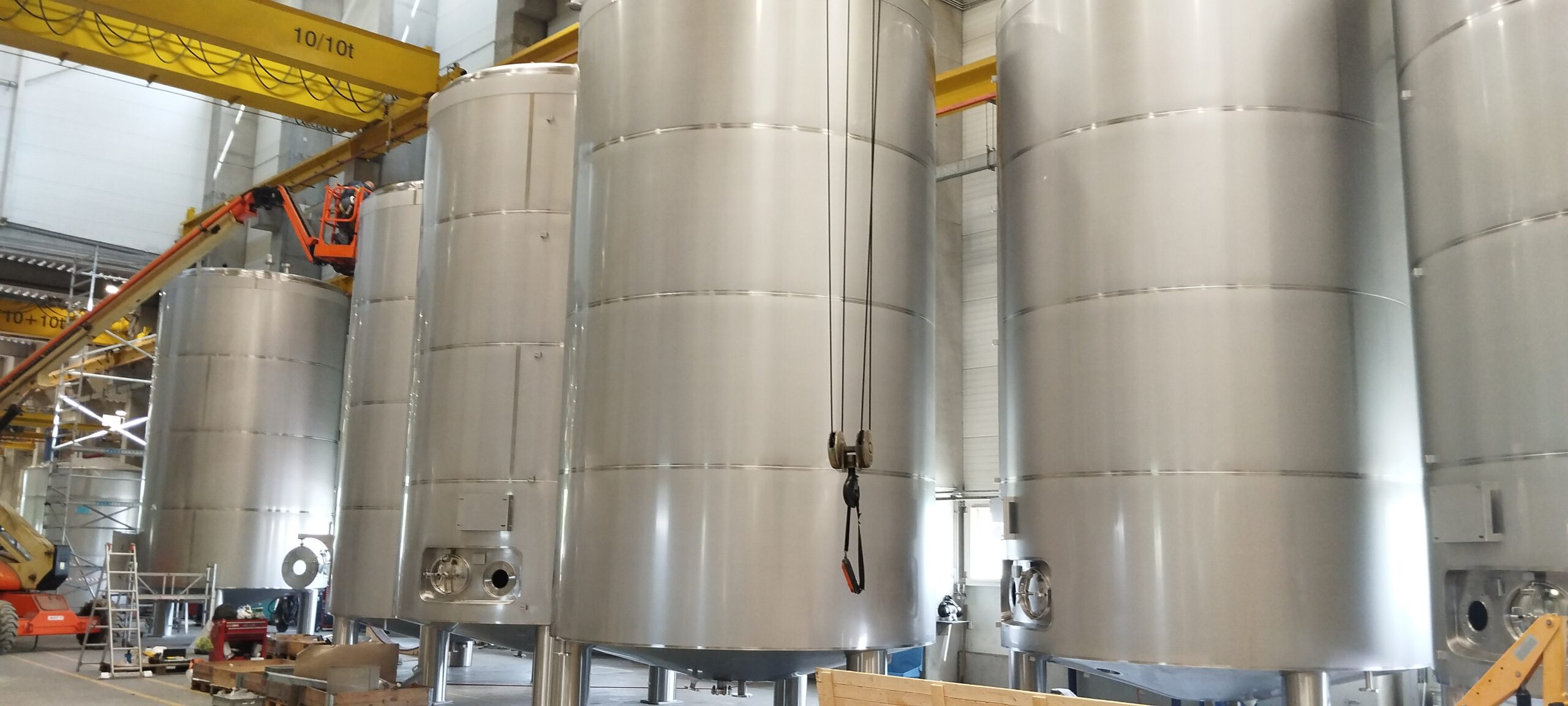 18 x 60m3 Kakaobuttertanks